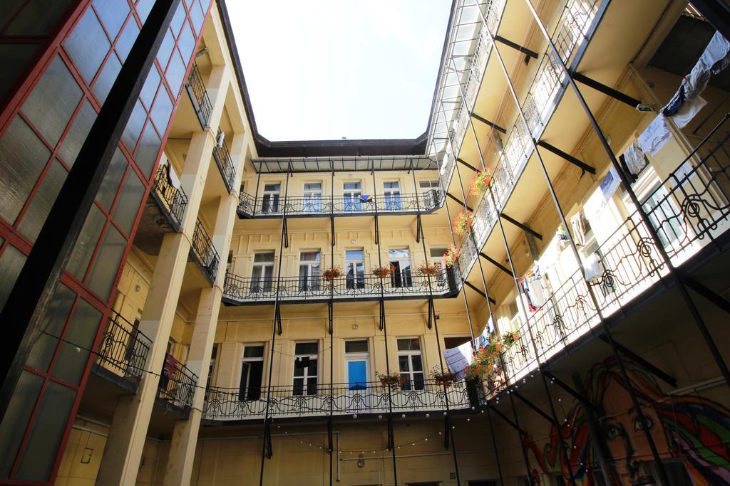 Dbc Hostel Budapest Exterior foto