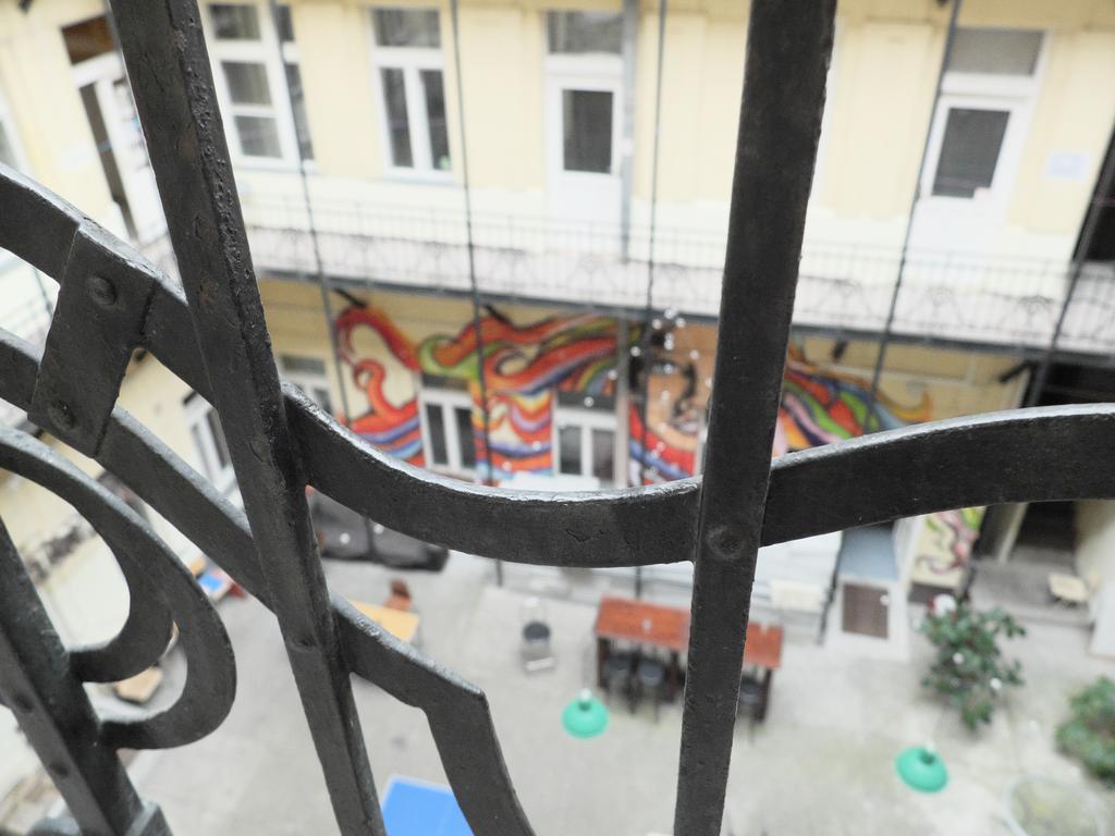 Dbc Hostel Budapest Exterior foto